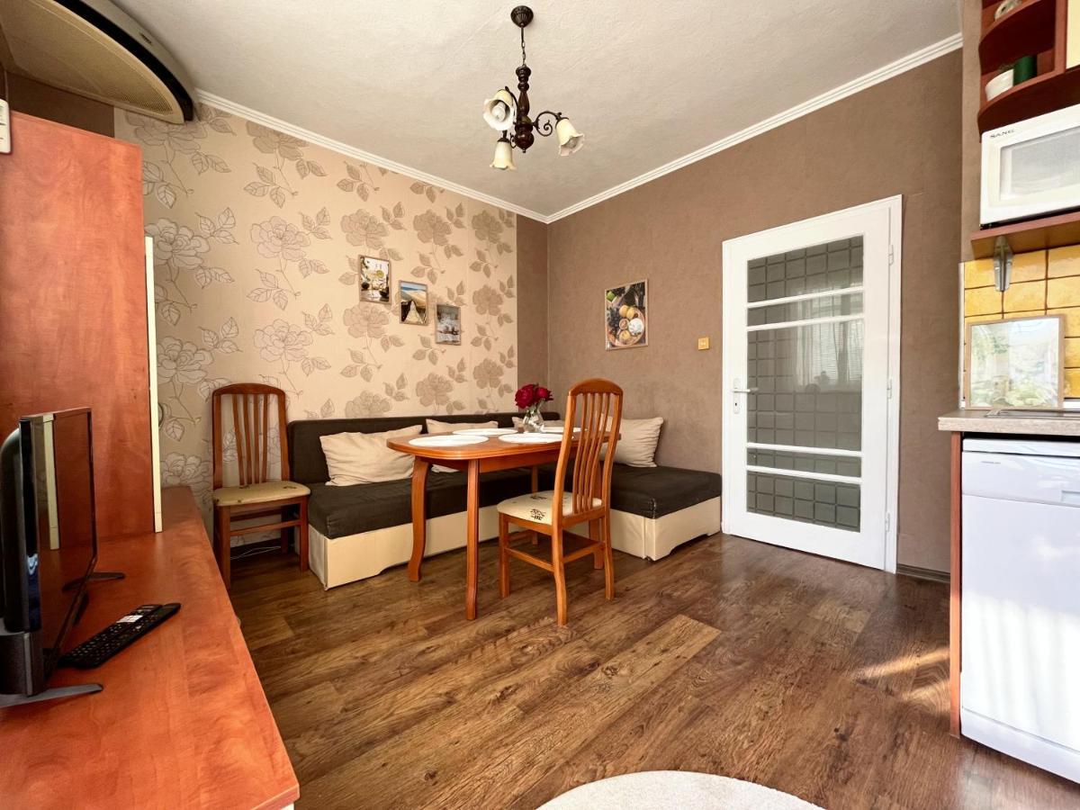 Apartment Acacia Várna Kültér fotó