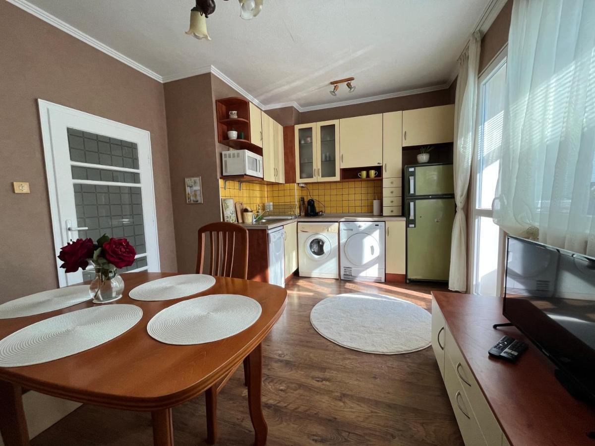 Apartment Acacia Várna Kültér fotó